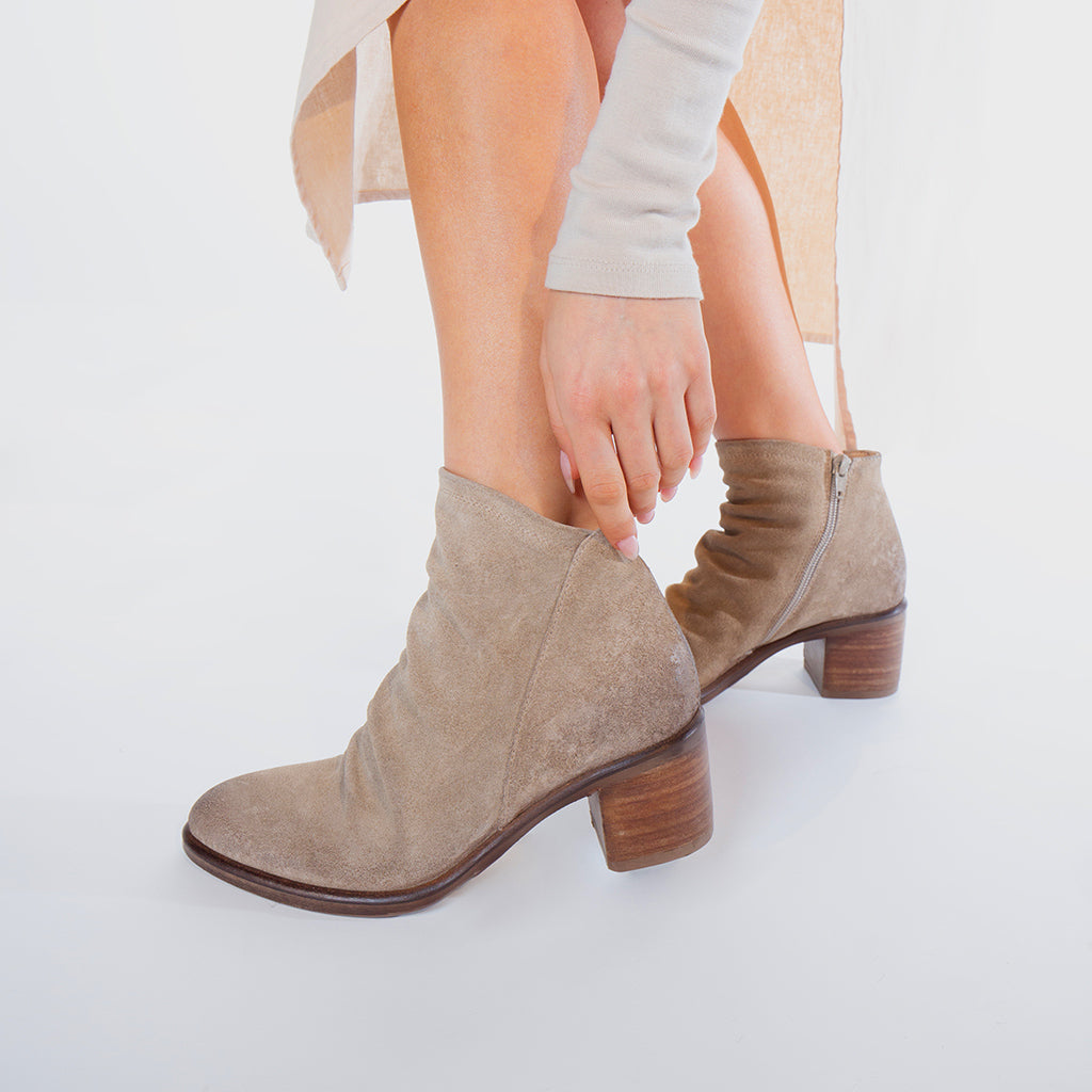 Strategia shoes Clearance